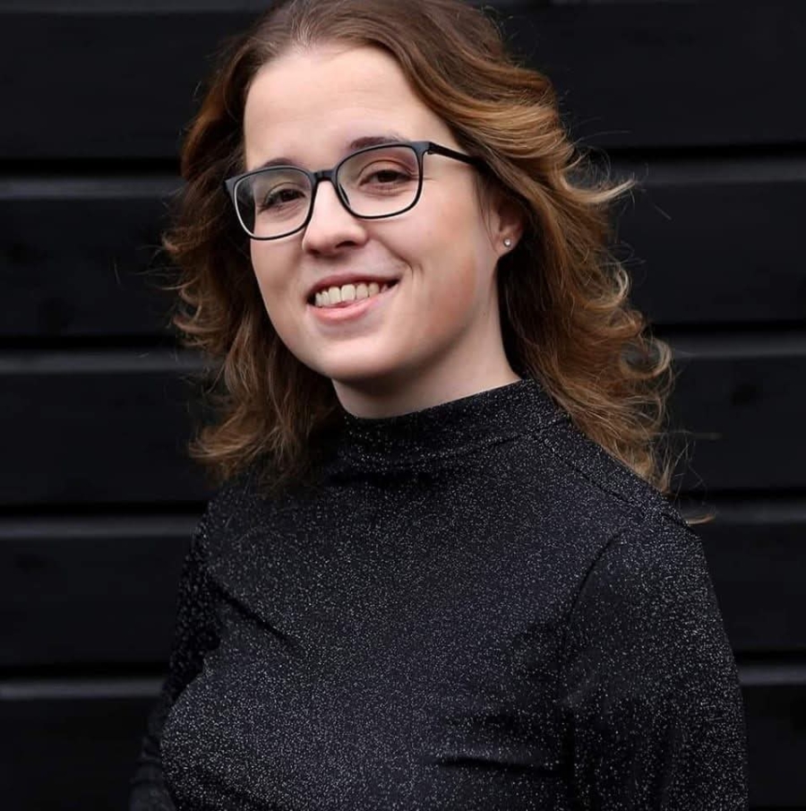 Roos (zangeres zoekt band of duo)